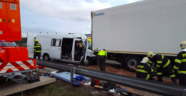 Un microbuz din RM, implicat într-un grav accident în Cehia; La faţa locului au intervenit trei elicoptere