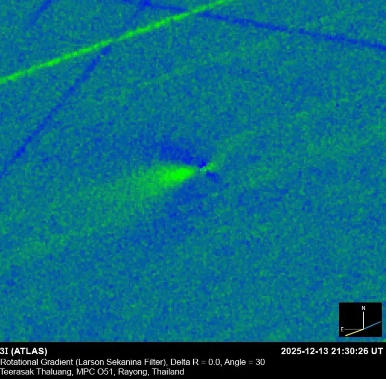 Particulele din coada cometei 3I/ATLAS s-au dovedit a fi anormal de mari: Nu este doar praf