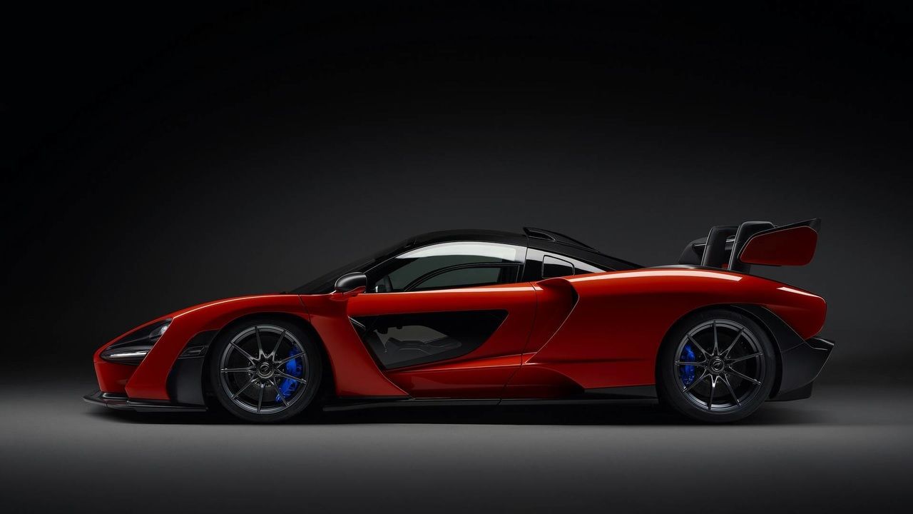 McLaren показал новый суперкар, названный в честь Айртона Сенны