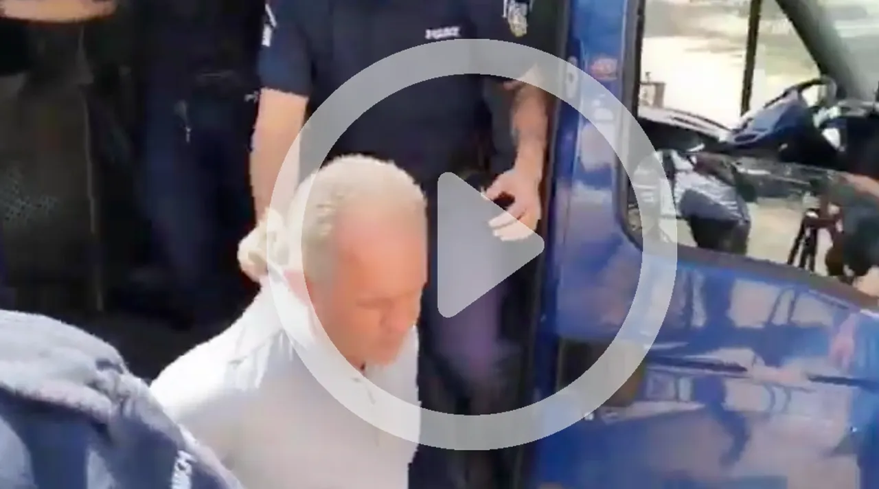 Плахотнюка принудительно доставили в суд в Афинах