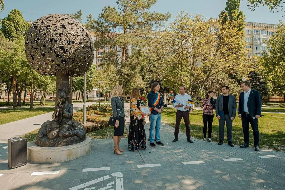 В Кишиневе на Телецентре появился новый сквер