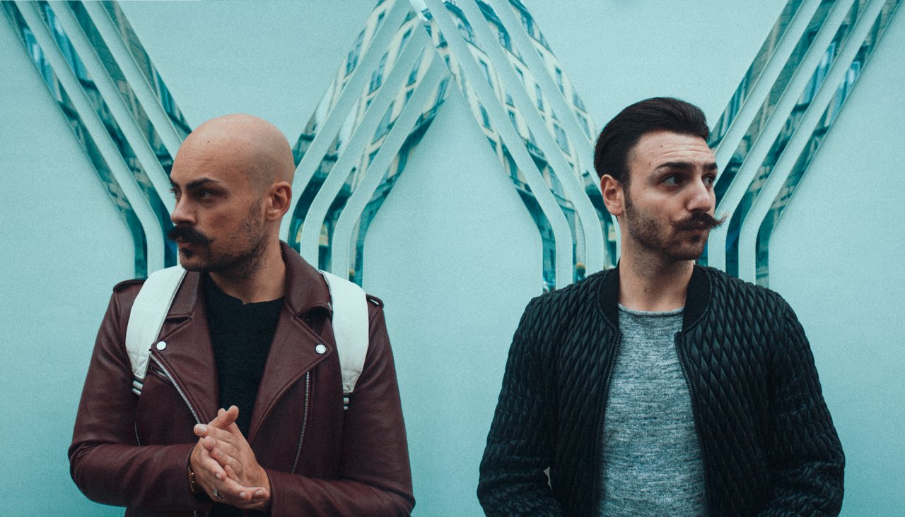 Duetul Retrohandz - unul dintre headliner-ii festivalului Fosfor