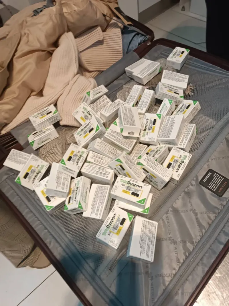 В аэропорту Кишинева у иностранца конфисковали незадекларированные лекарства