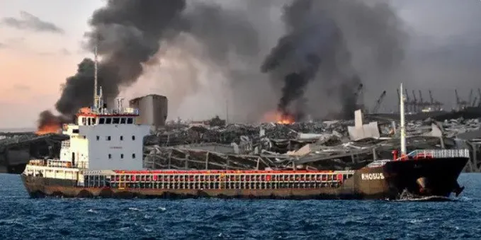 Proprietarul unei nave sub pavilionul Moldovei, arestat în Bulgaria în urma unei explozii în Portul Beirut