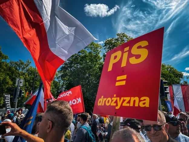 В Варшаве проходит масштабный митинг польской оппозиции