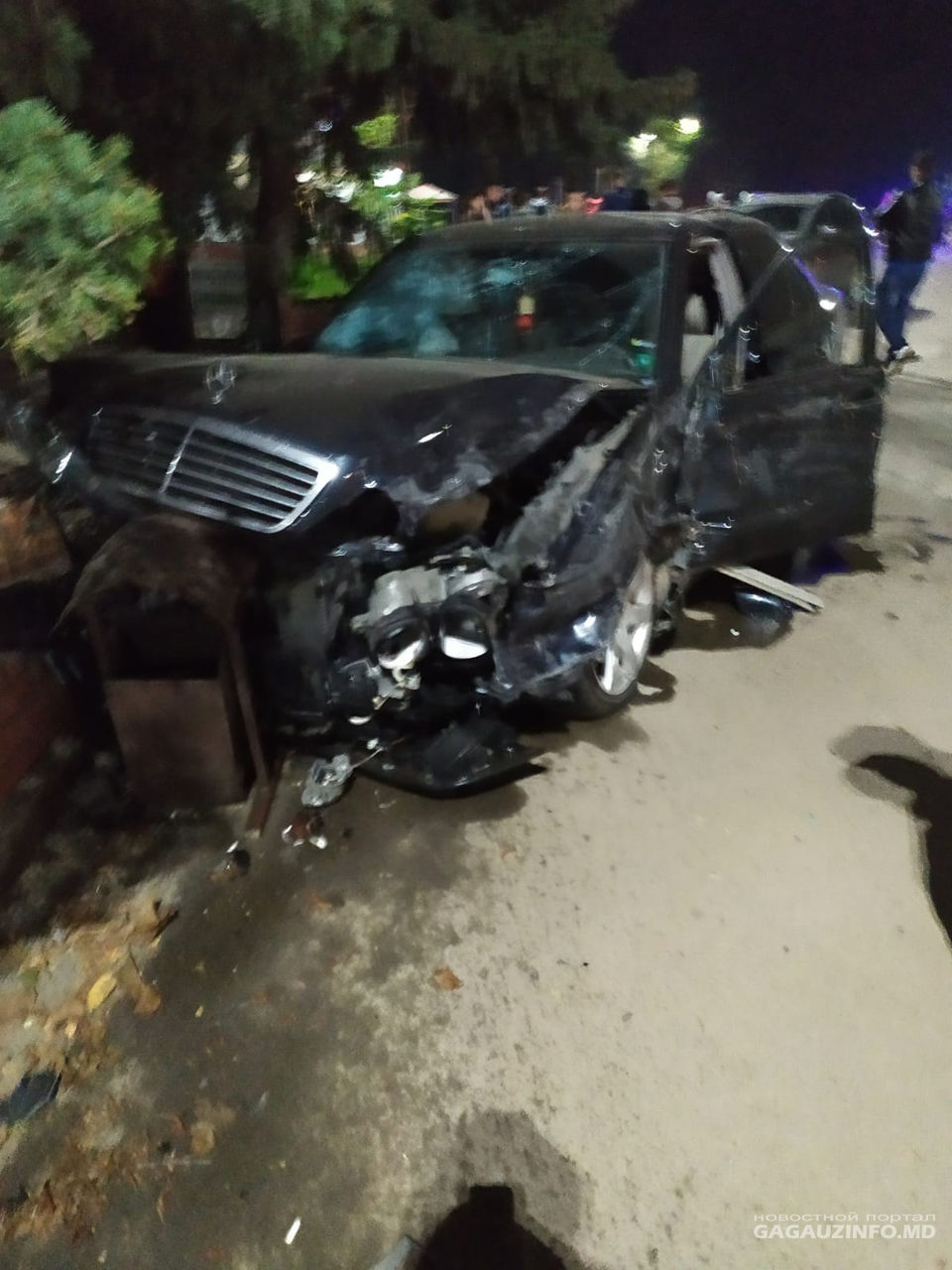 В Вулканештах в ночном ДТП столкнулись три автомобиля