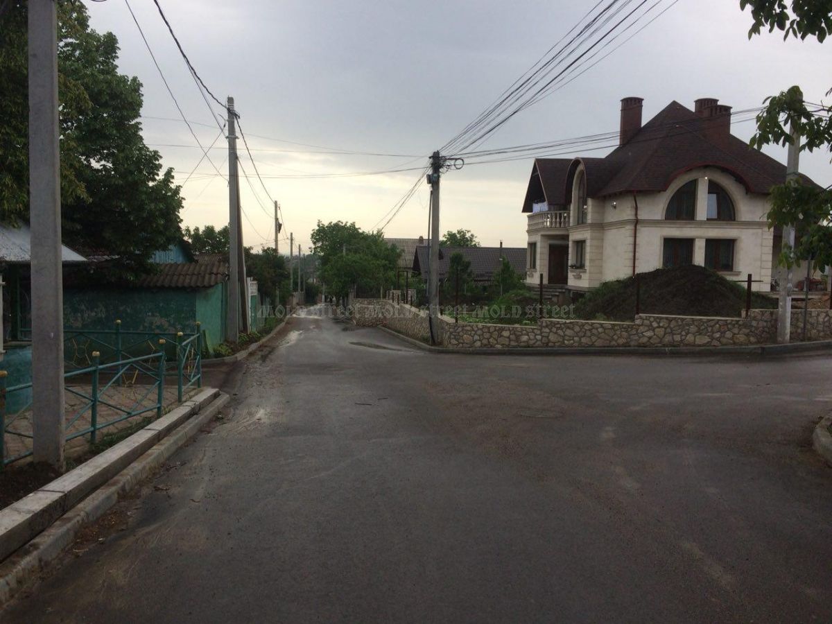 Mold-street: Как проходит программа "Хорошие дороги" в Страшенах