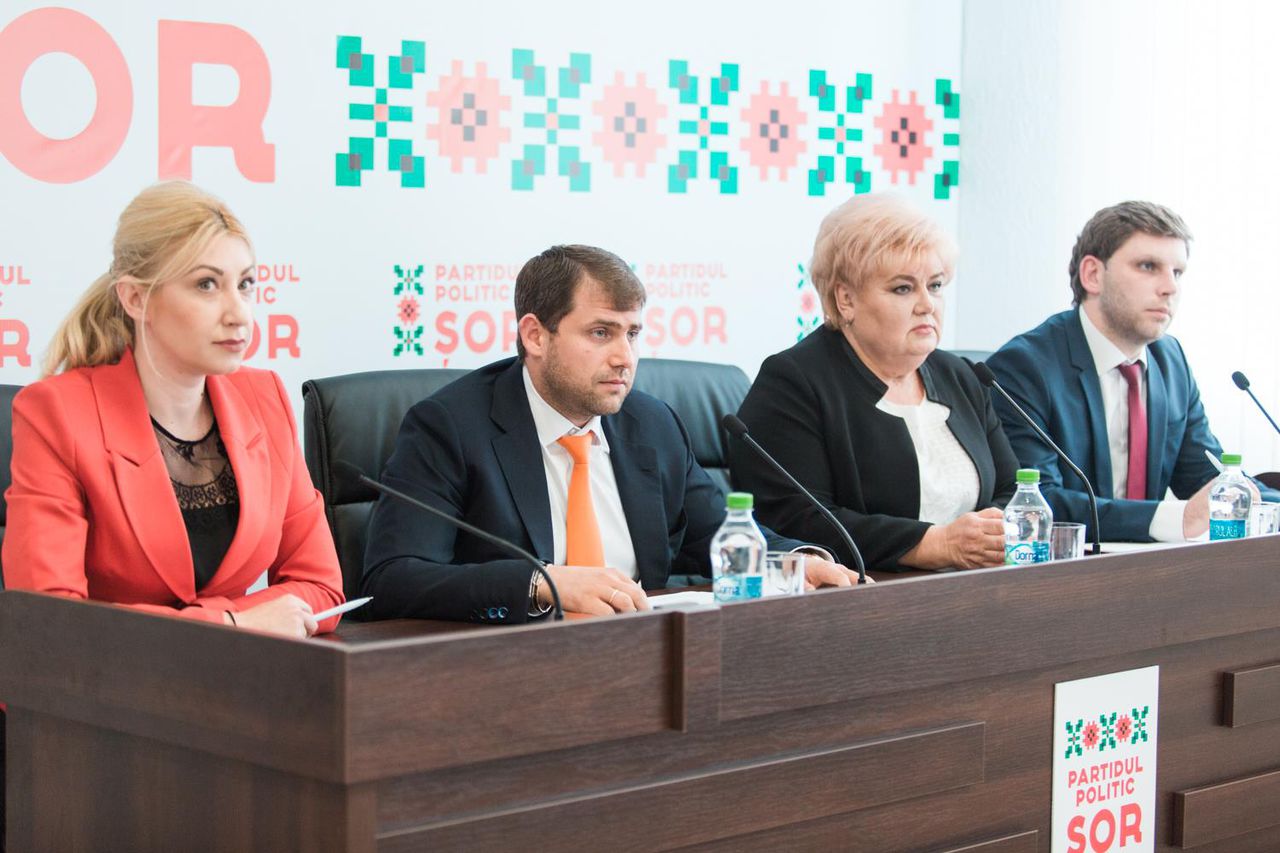Шор ответил на попытку снять Апостолову с выборов