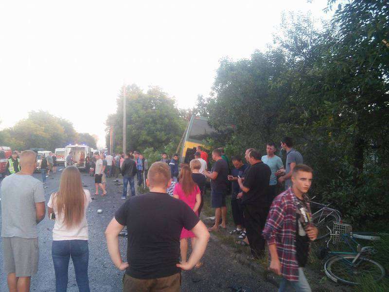 Accident grav în Ucraina cu implicarea a 56 de moldoveni. Sunt răniţi