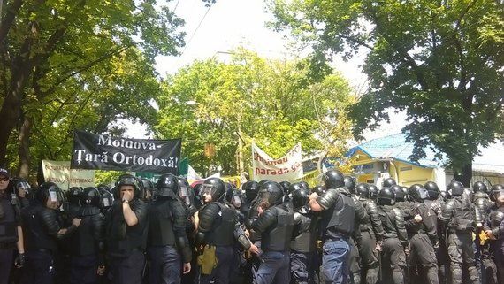 В Кишиневе не удалось провести гей-парад