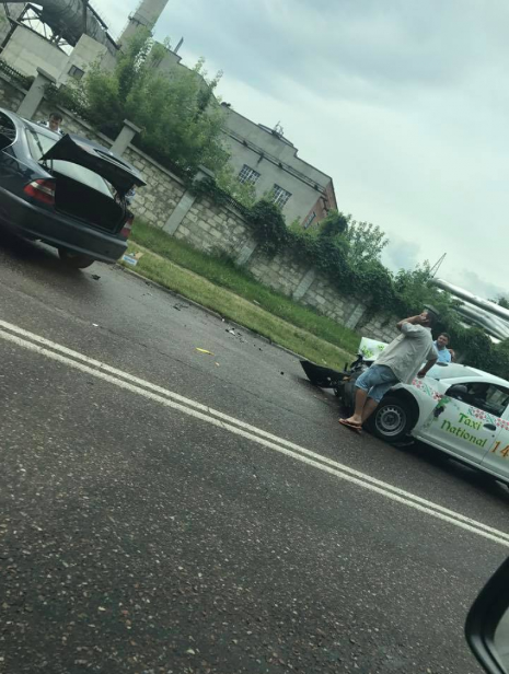 В результате ДТП в секторе Чеканы пострадали трое человек