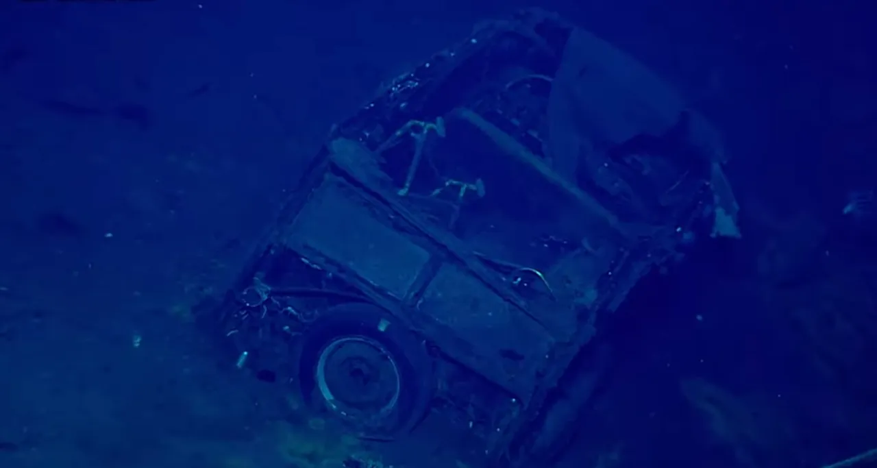 На дне Тихого океана найден загадочный автомобиль