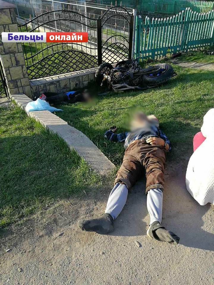 Страшная авария в пригороде Бельц: 3 погибших, 3 раненых