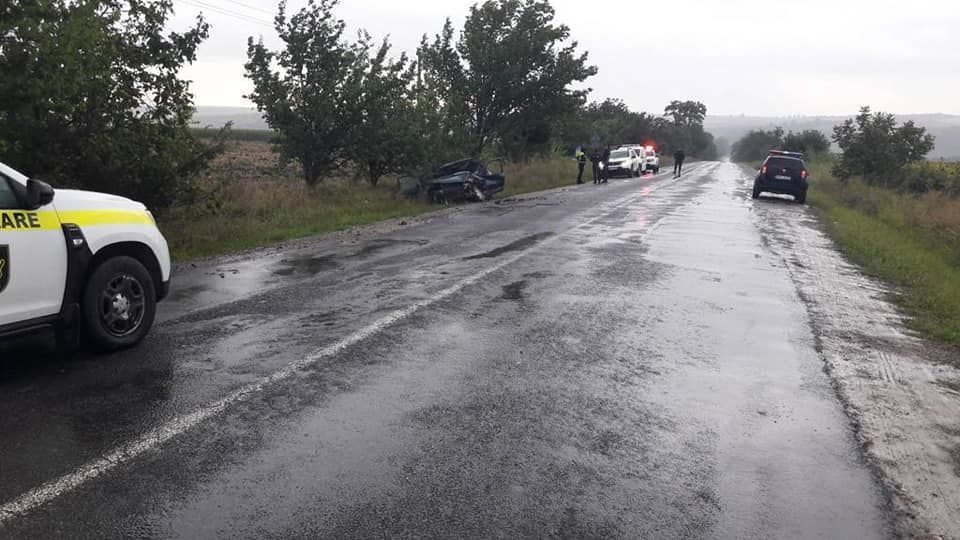 Сотрудник пограничной полиции погиб в ДТП в Рышканском районе