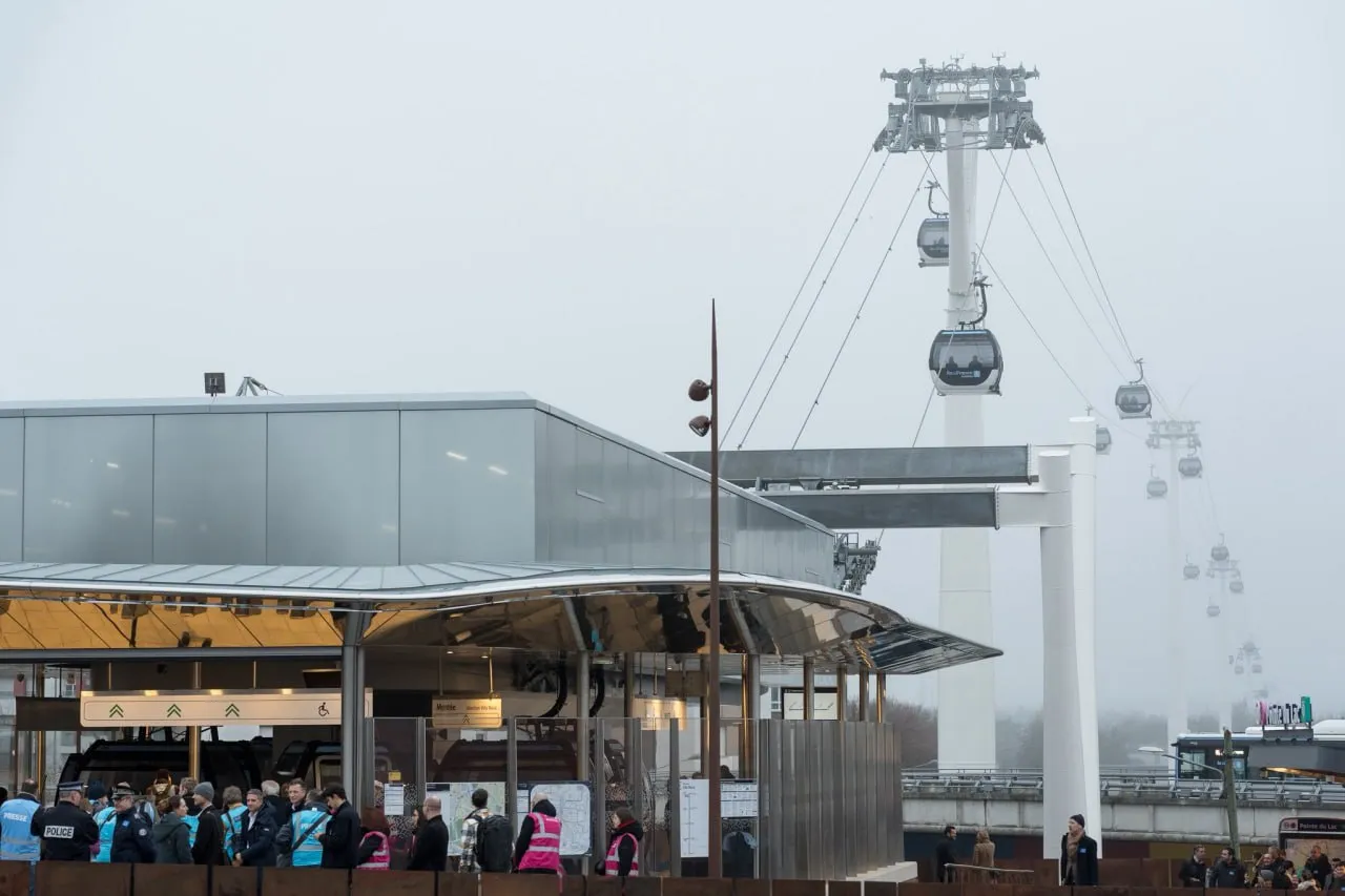 Во Франции открыли крупнейшую в Европе городскую канатную дорогу