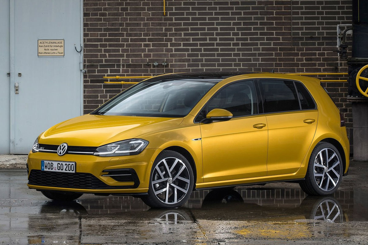 Volkswagen представил обновленный Golf