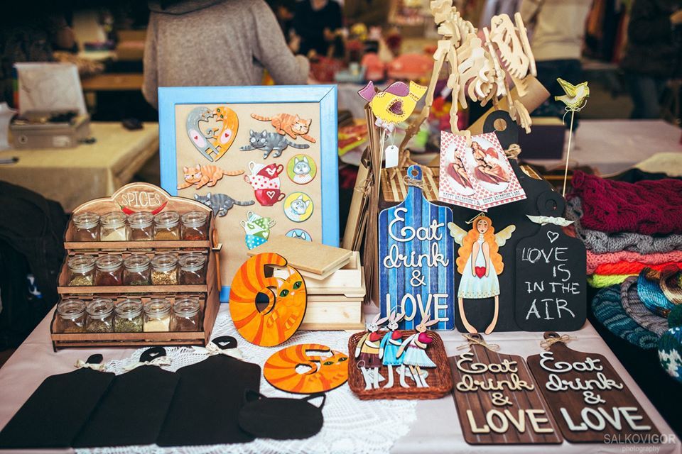 Yardsale: 15 причин посетить наш локомотив любви ®