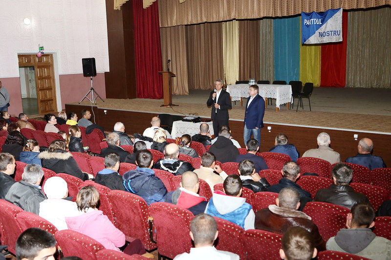 Чубашенко в Кантемире: Молдовой должны руководить патриоты