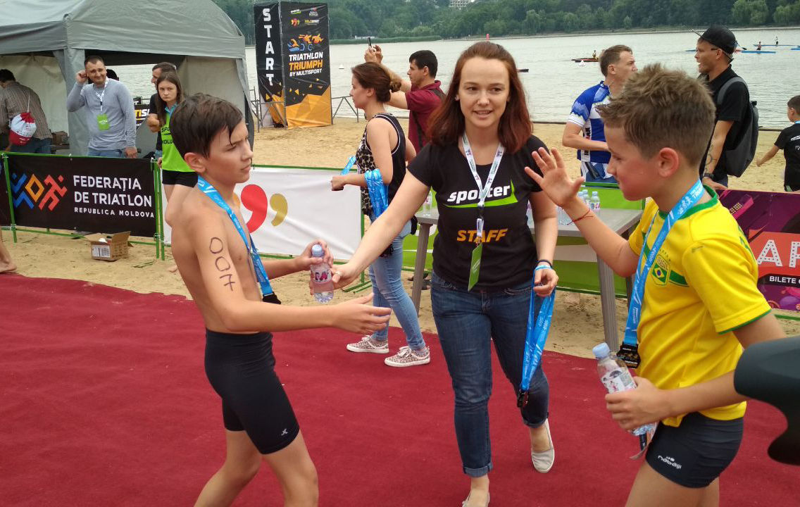 Впервые в Молдове прошел детский чемпионат по триатлону Kids Triathlon Triumph