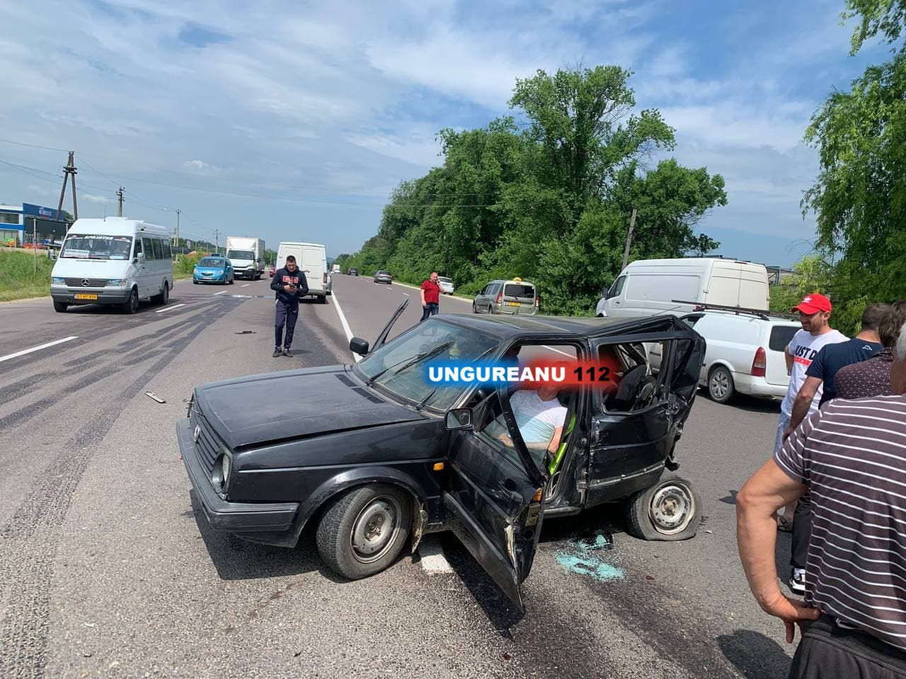 В серьезном ДТП на трассе Кишинев - Унгены пострадали 2 человека