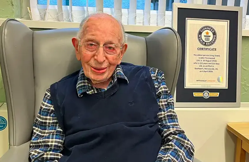 Британец, которому 111 лет, признан самым старым мужчиной в мире
