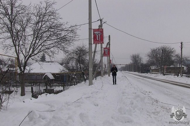 В Приднестровье Toyota въехала в столб, оборвав провода