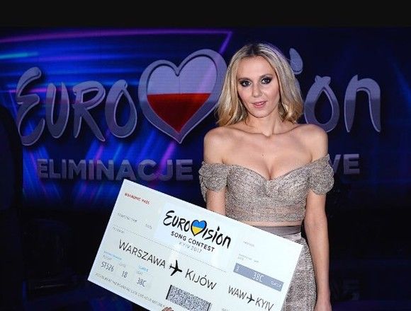 O concurentă la Eurovision 2017, în sânii goi pe coperta revistei „Playboy”