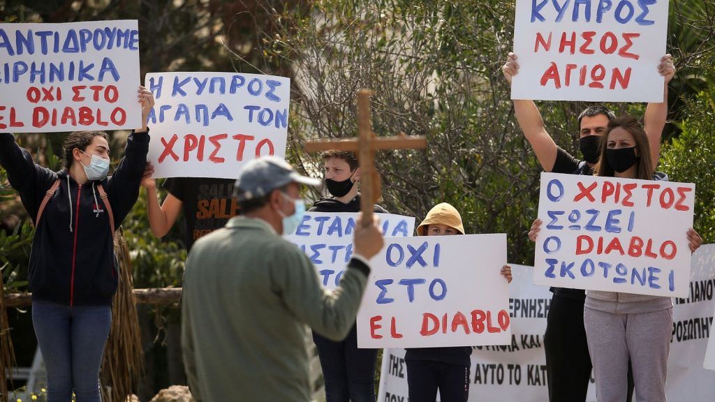 На Кипре православные протестуют против песни для Евровидения про дьявола