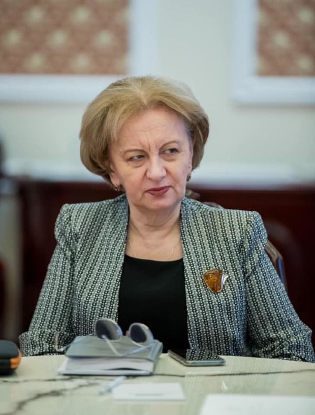 На встречах между высшим руководством страны увеличили социальную дистанцию