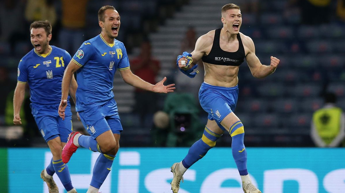 Сборная Украины впервые в истории вышла в четвертьфинал Евро