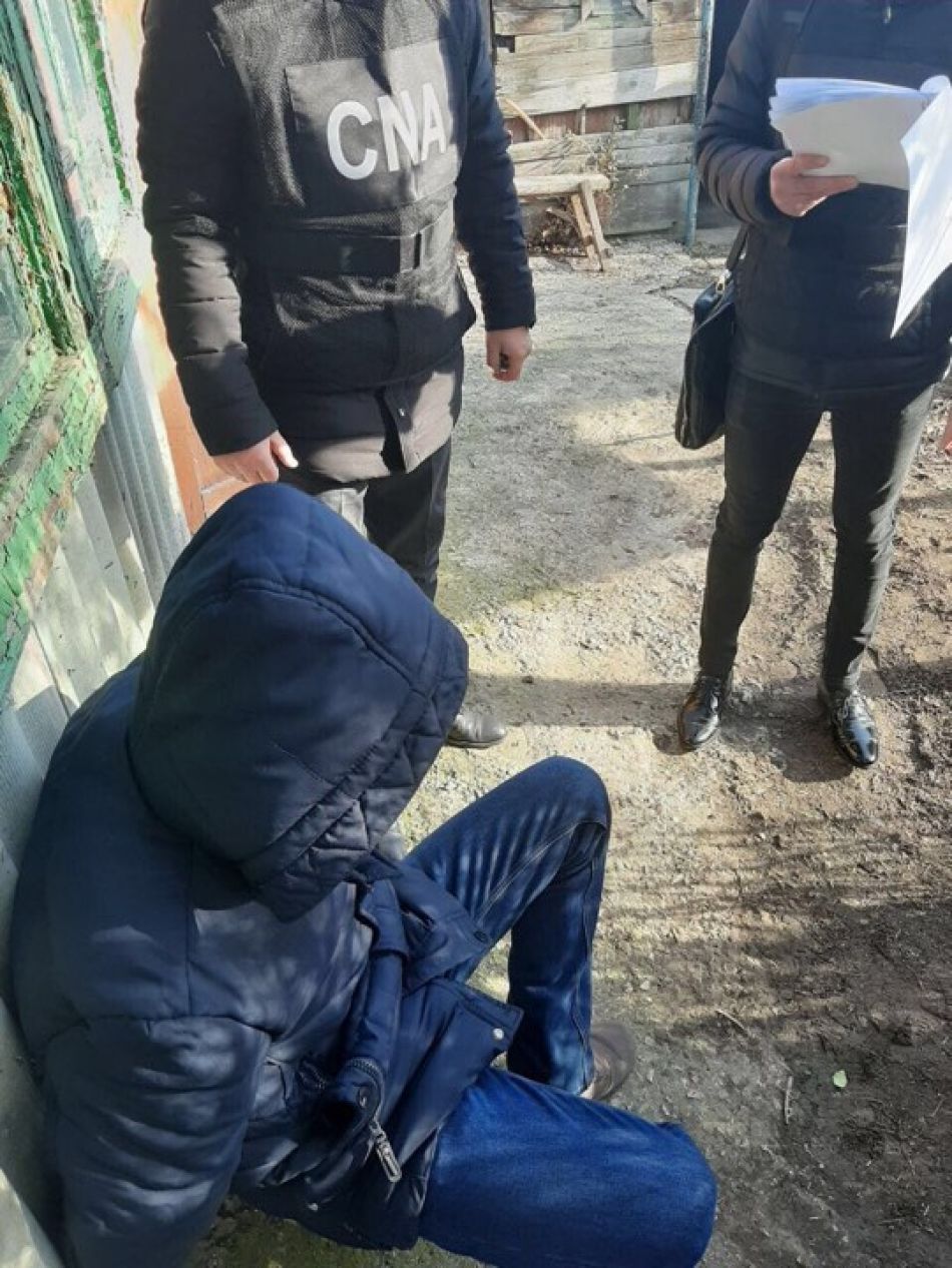 В Кагуле задержали посредника в получении водительского удостоверения