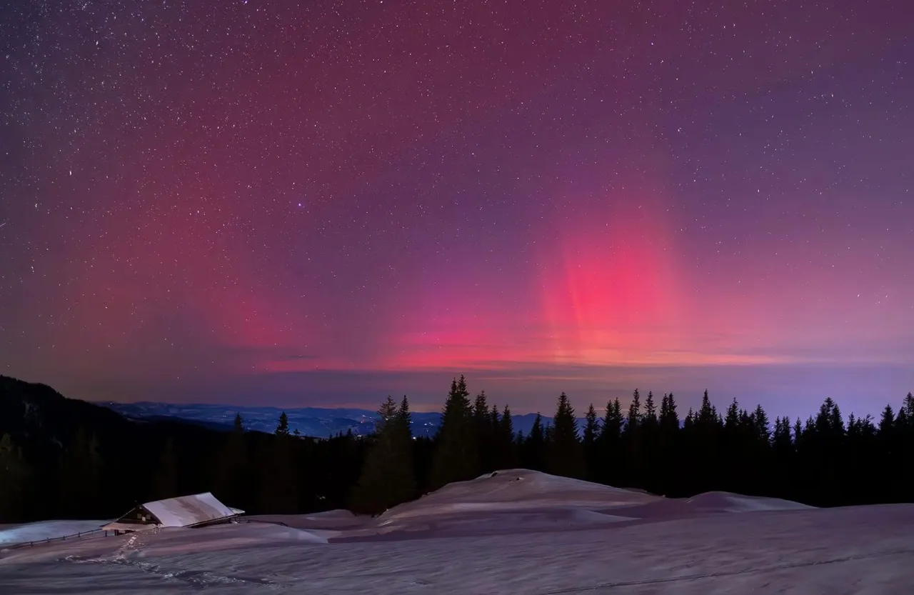 Aurora boreală, văzută în Republica Moldova