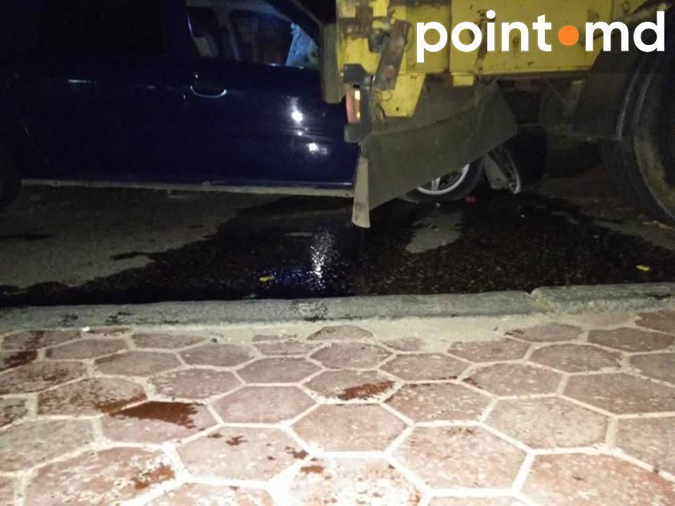 Серьезное ДТП произошло в столице: водитель госпитализирован