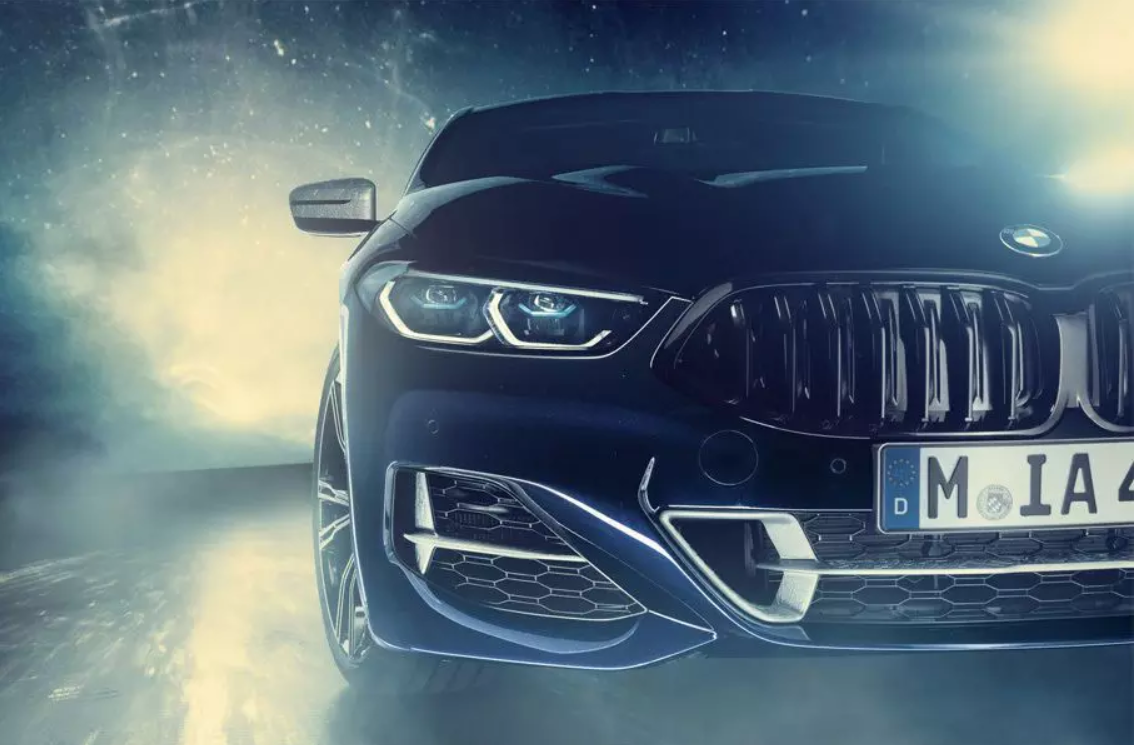 BMW украсила новую «восьмерку» кусочками метеорита