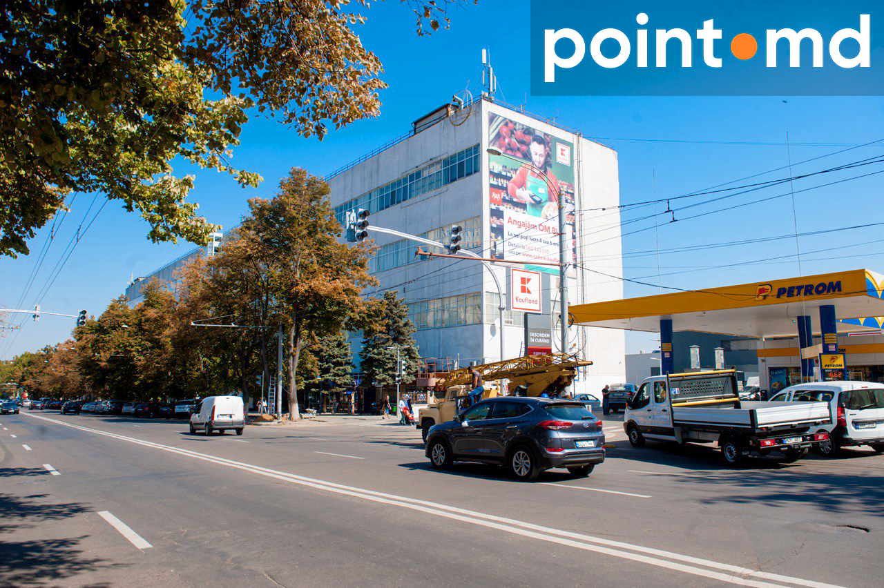 Водители опасаются, что новый светофор на Ботанике вызовет пробки