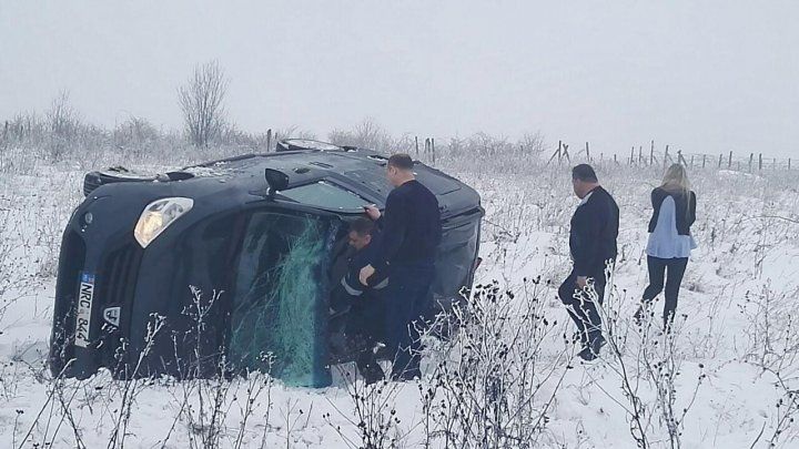 Кавкалюк и Максиан оказали помощь пострадавшим в ДТП