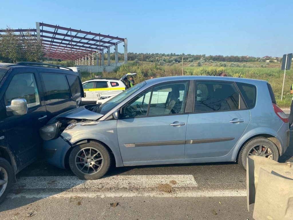 В Криулянах произошло ДТП с участием трех автомобилей