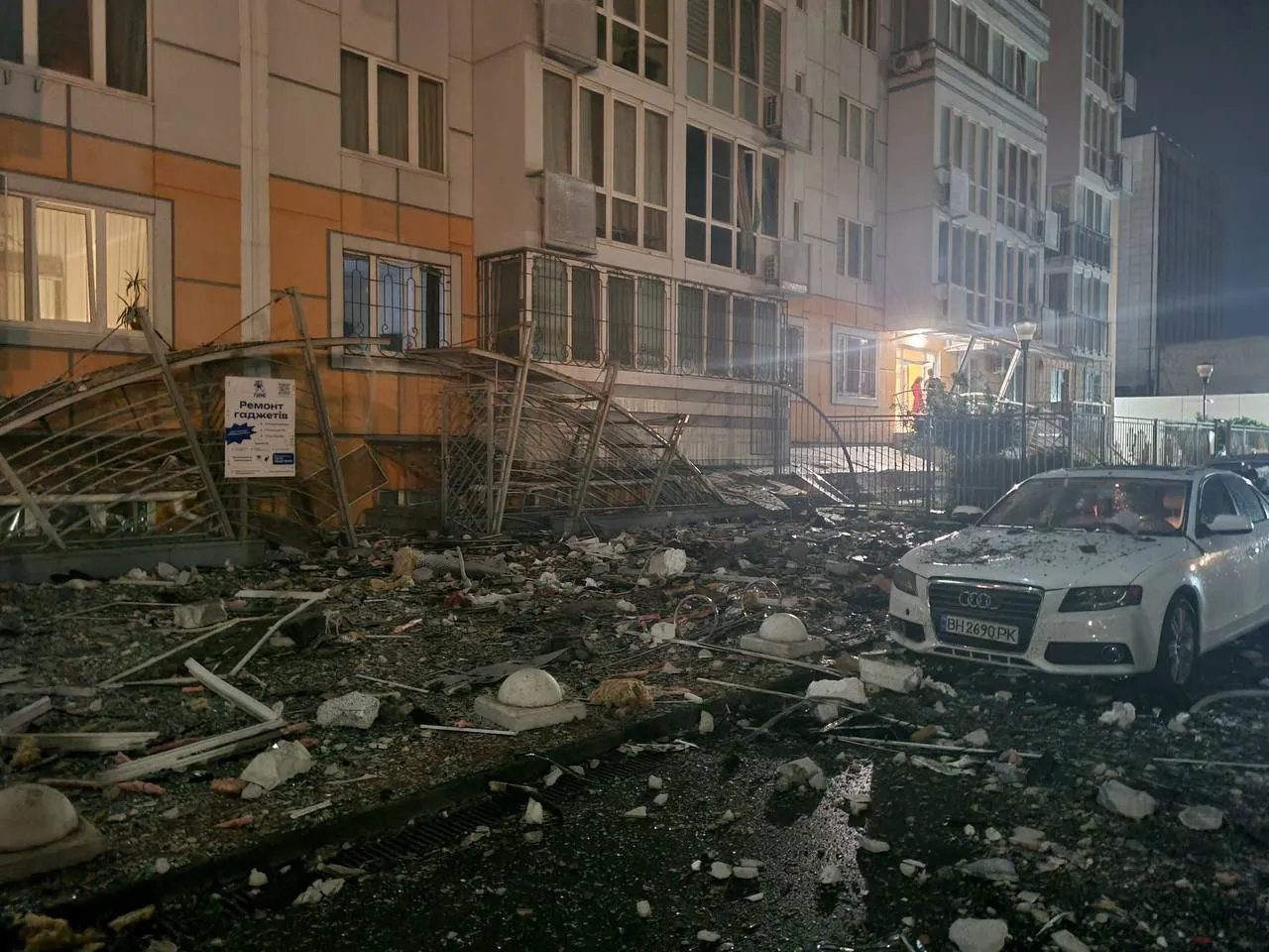 Войска РФ атаковали с воздуха несколько городов Украины