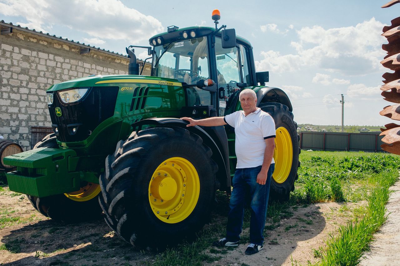 Microinvest: Успех фермера - вера в свои силы, землю, дождь и финансового партнера ®