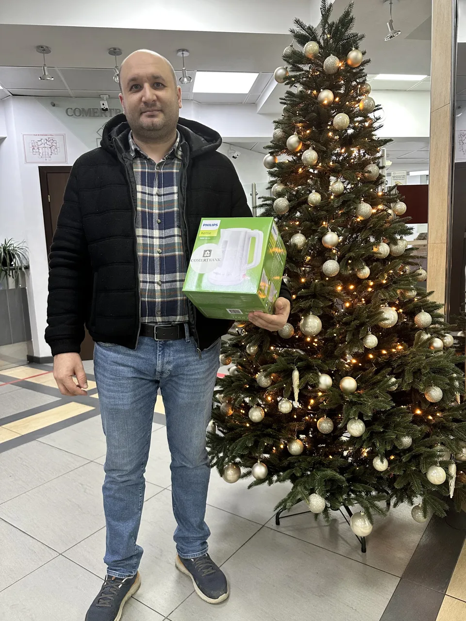 Comerțbank  наградил победителей РК "С Comerțbank зимние праздники становятся ярче..."