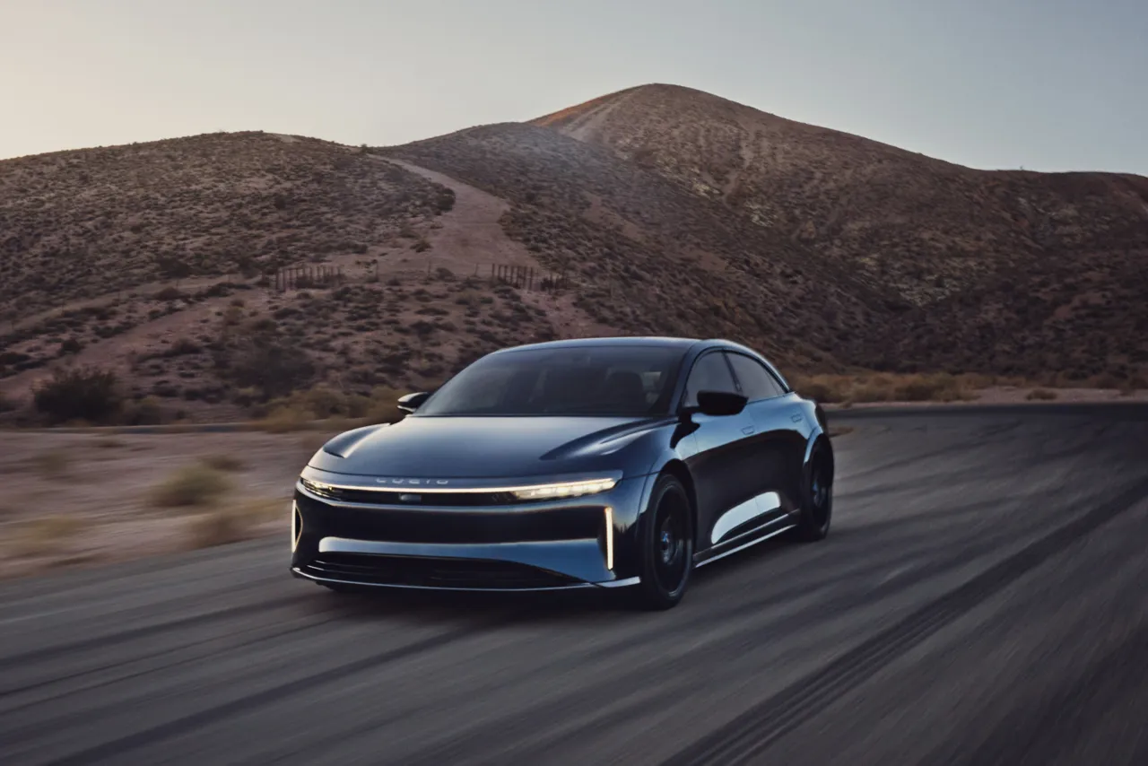 Самая быстрая версия электромобиля Lucid Air разгоняется до 100 км/ч за  1,89 секунды