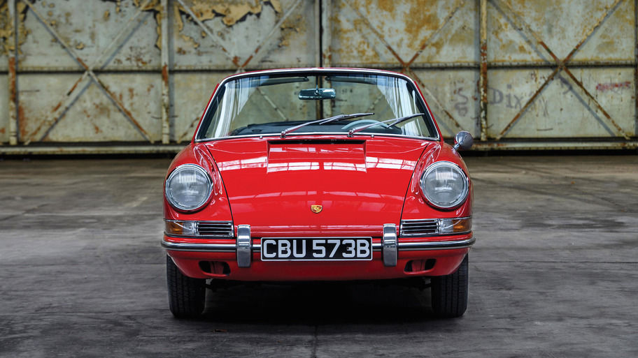 Primul Porsche 911 este de vânzare. Cât costă legenda vie