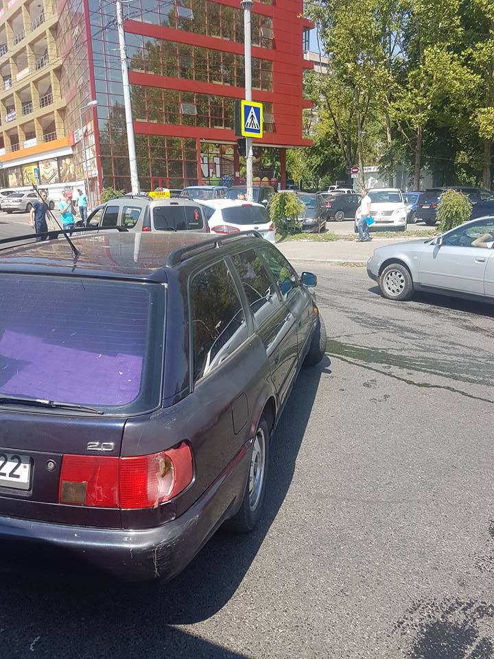 ДТП парализовало движение на столичной улице Алеку Руссо