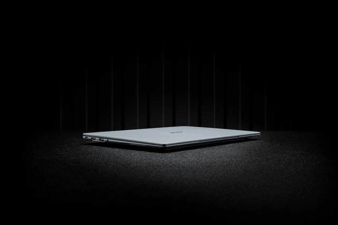 Asus ExpertBook Ultra: флагманский ноутбук для бизнеса и работы