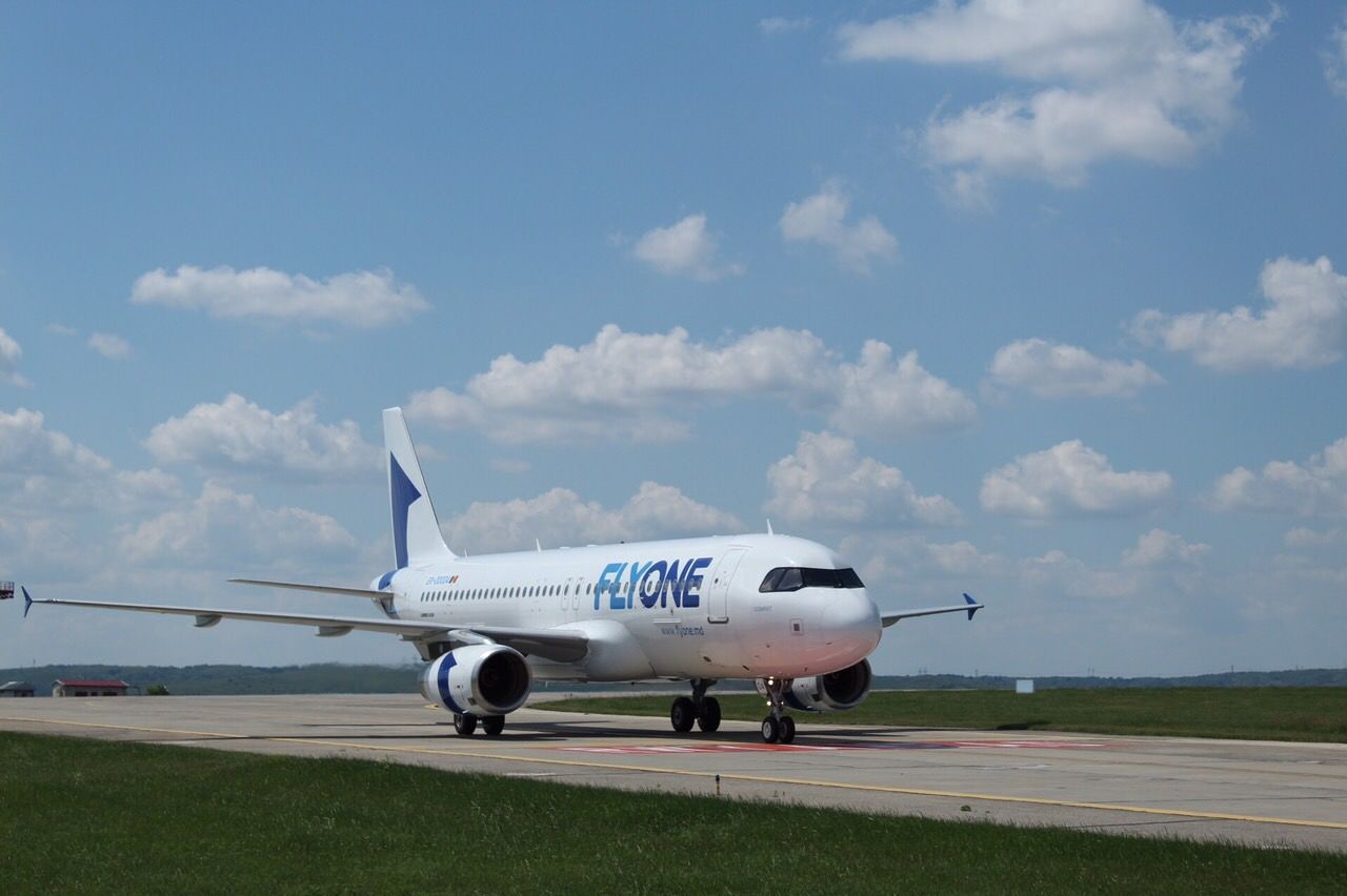 FlyOne пополнила свой флот еще одним самолетом Airbus A320 ®