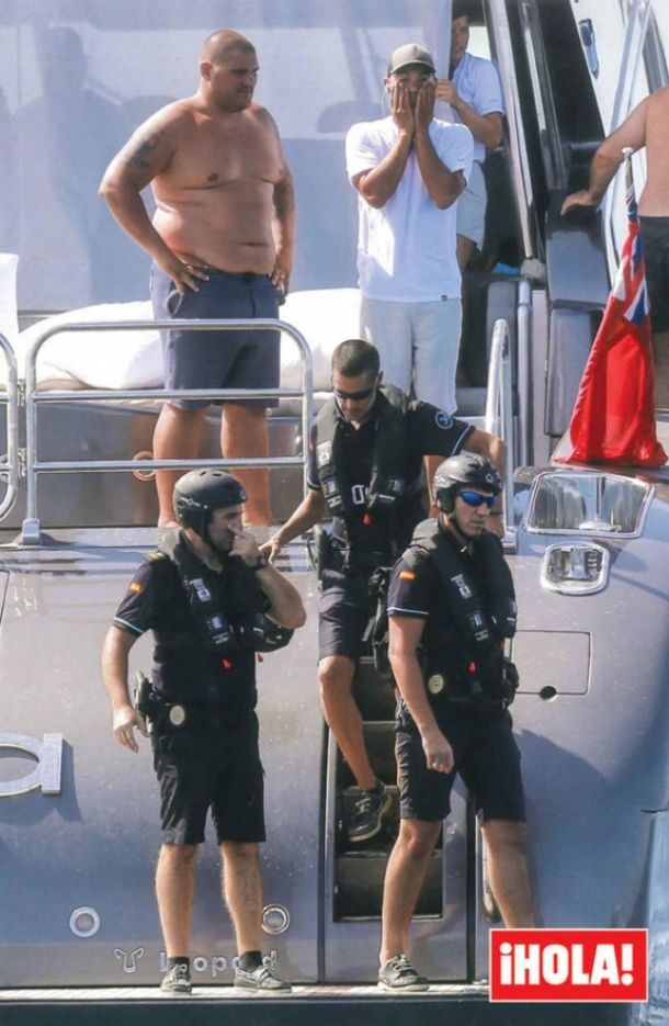 Ronaldo a păți-o! Mascații au descins pe iahtul starului de la Real Madrid