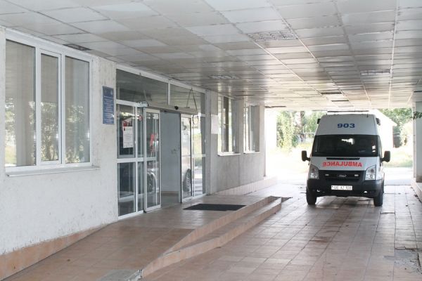 «Скорая помощь» в Вулканештах получила новый электрокардиограф