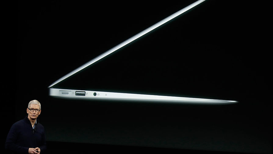 Apple представила MacBook Pro с сенсорной панелью