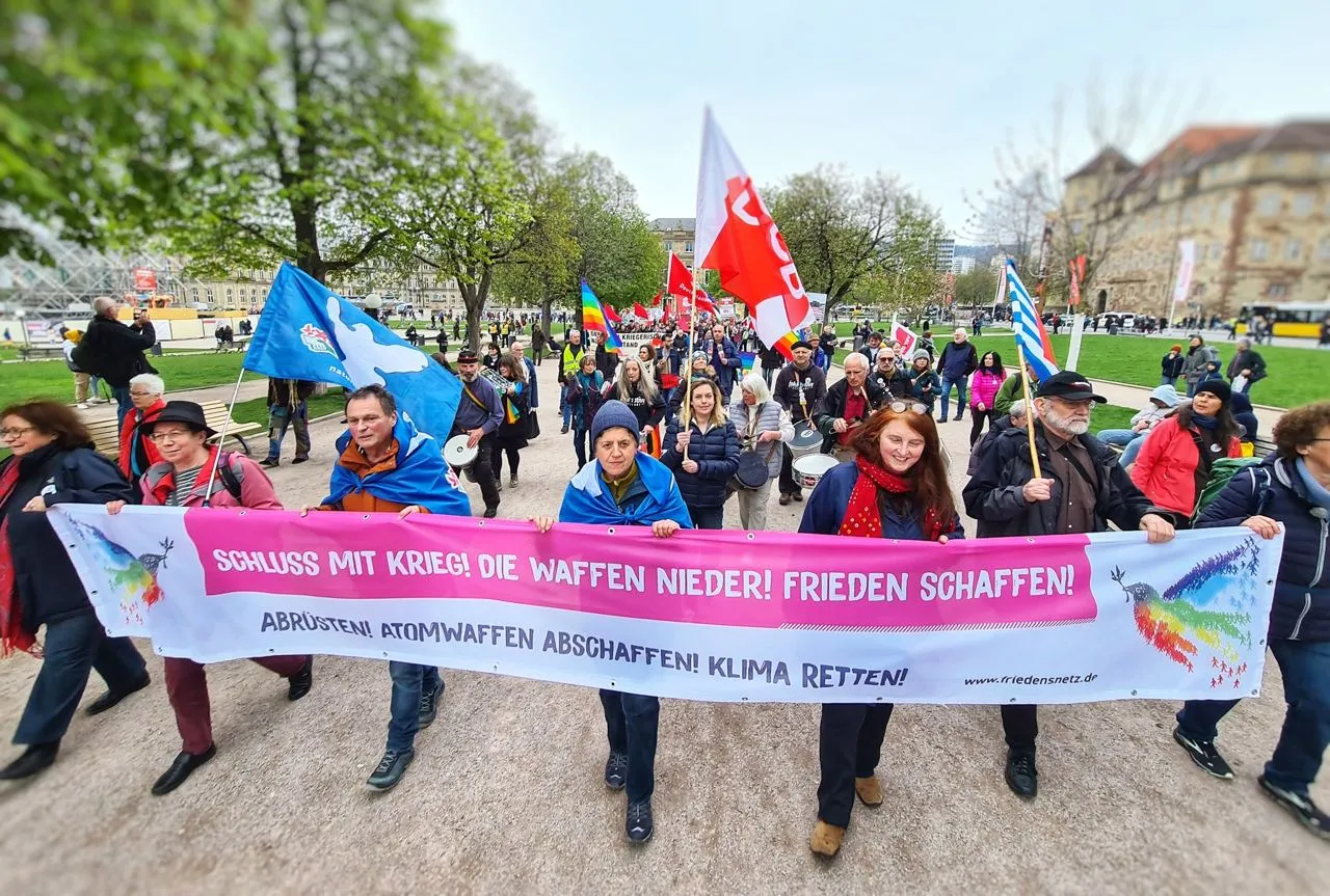 В Германии прошли акции против поставок оружия Украине