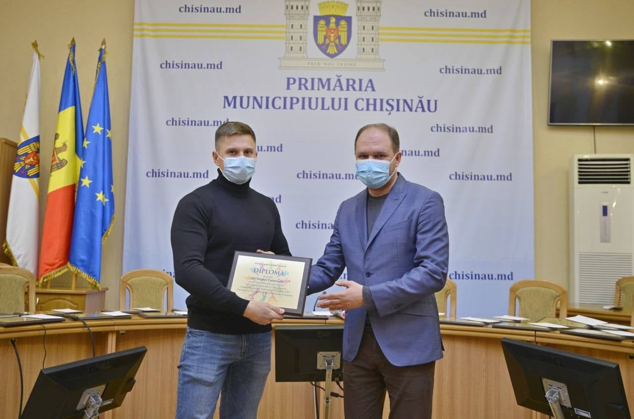 Лучшие спортсмены и тренеры уходящего года награждены примэрией Кишинева